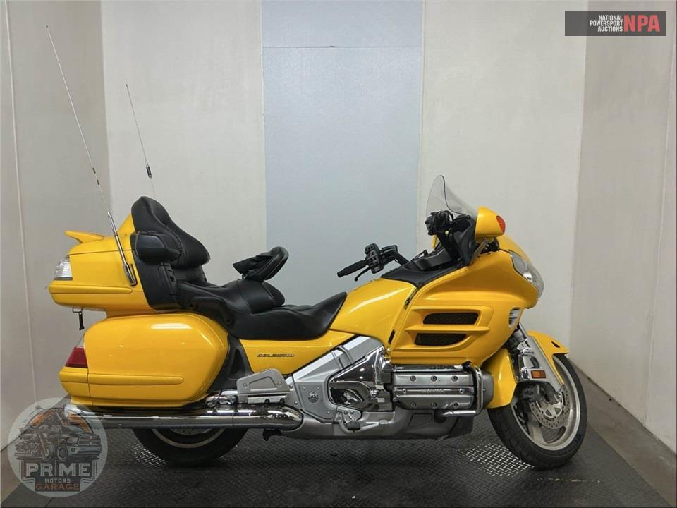 2010 Honda GL1800HPNMA GOLDWING — фото 1