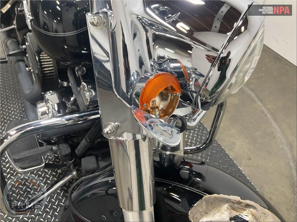 2012 Harley-Davidson FLHRC ROAD KING CLSC — фото 33
