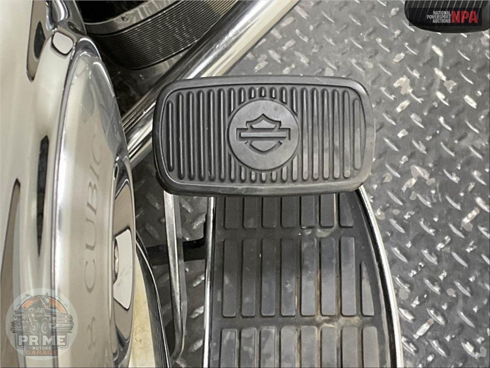 2001 Harley-Davidson FLHT ELECTRA GLIDE — фото 39