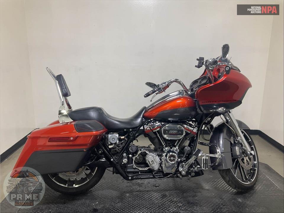 2018 Harley-Davidson FLTRXSE CVO ROAD GLIDE — фото 1
