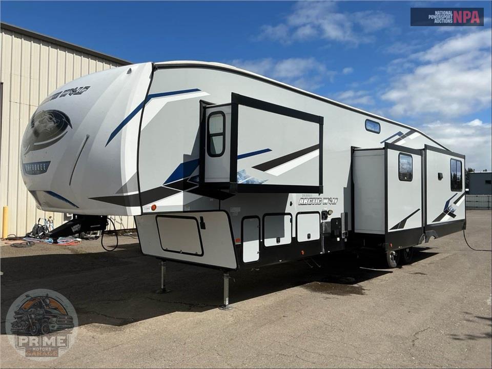 2023 Cherokee By Forest River M-3660SUITE - ARCTIC WOLF FIFTH WHEEL SERIES — фото 2