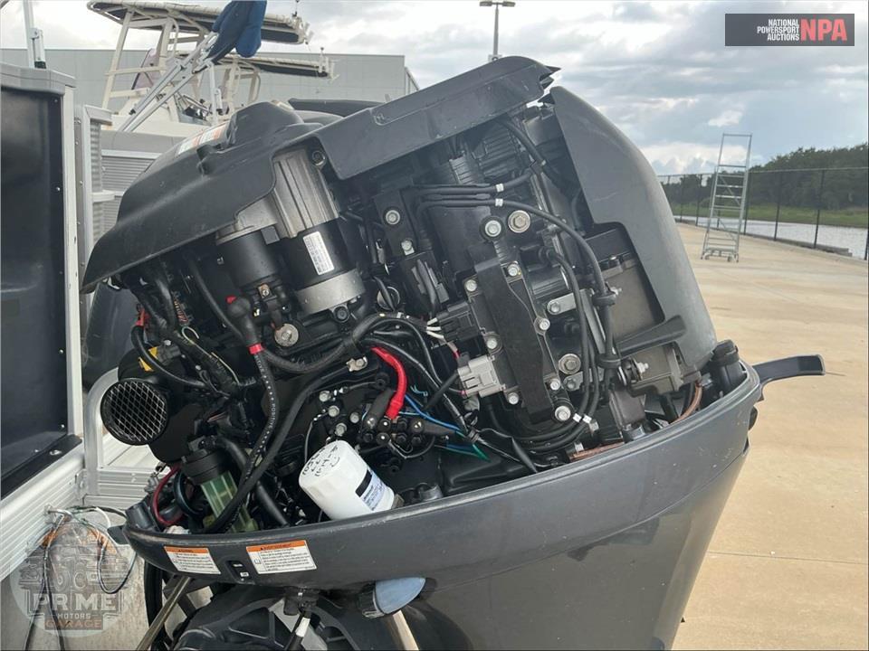 2023 Bennington Pontoons 22 SS(*)S SERIES L=23/E=1-90HP YAMAHA OB — фото 7