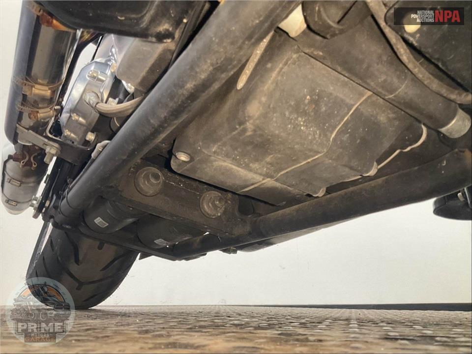 2015 Harley-Davidson FLSTFB FAT BOY LO — фото 14