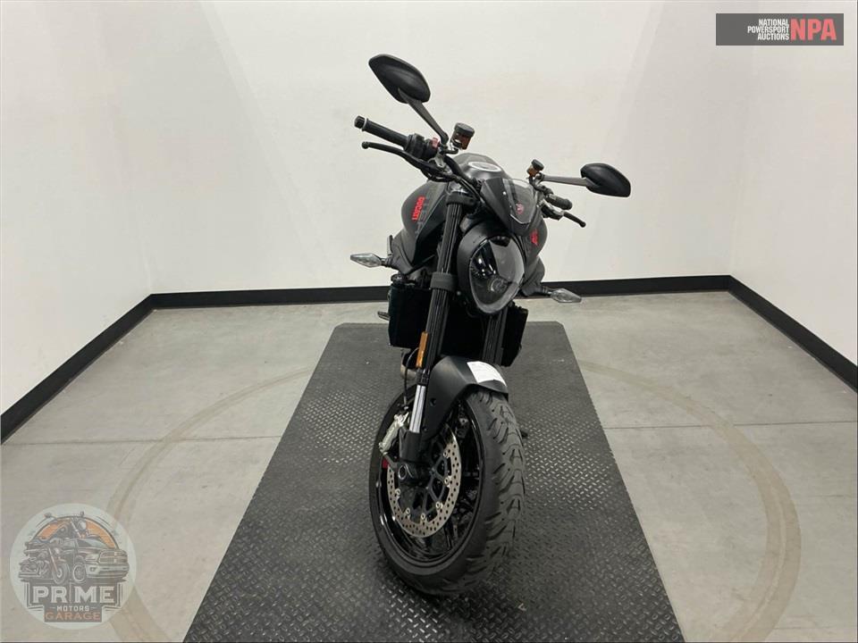 2022 Ducati MONSTER 937 PLUS — фото 2