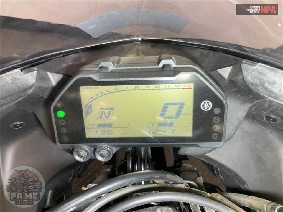 2023 Yamaha YZF-R3 — фото 5