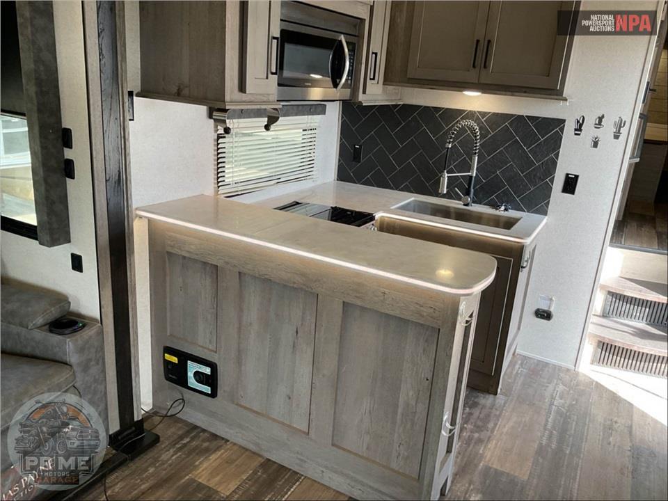 2021 Keystone Rv M-429 - RAPTOR TOY HAULER TOY HAULER SERIES — фото 8