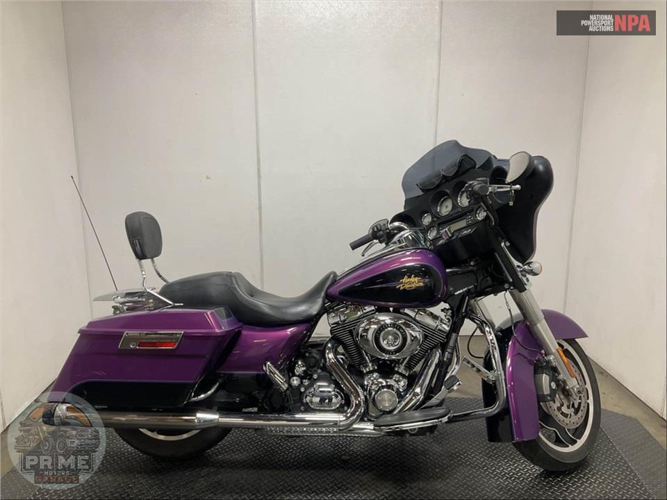 2011 Harley-Davidson FLHX STREET GLIDE — фото 1