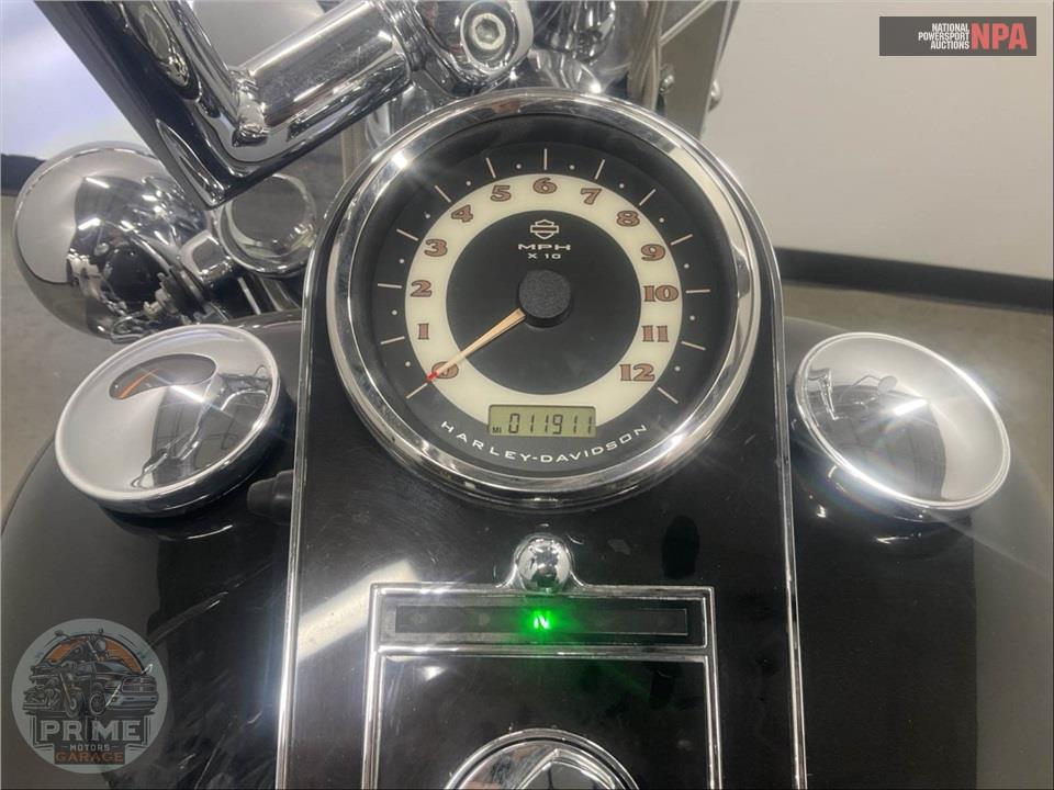 2010 Harley-Davidson FLSTN SOFTAIL DELUXE — фото 5