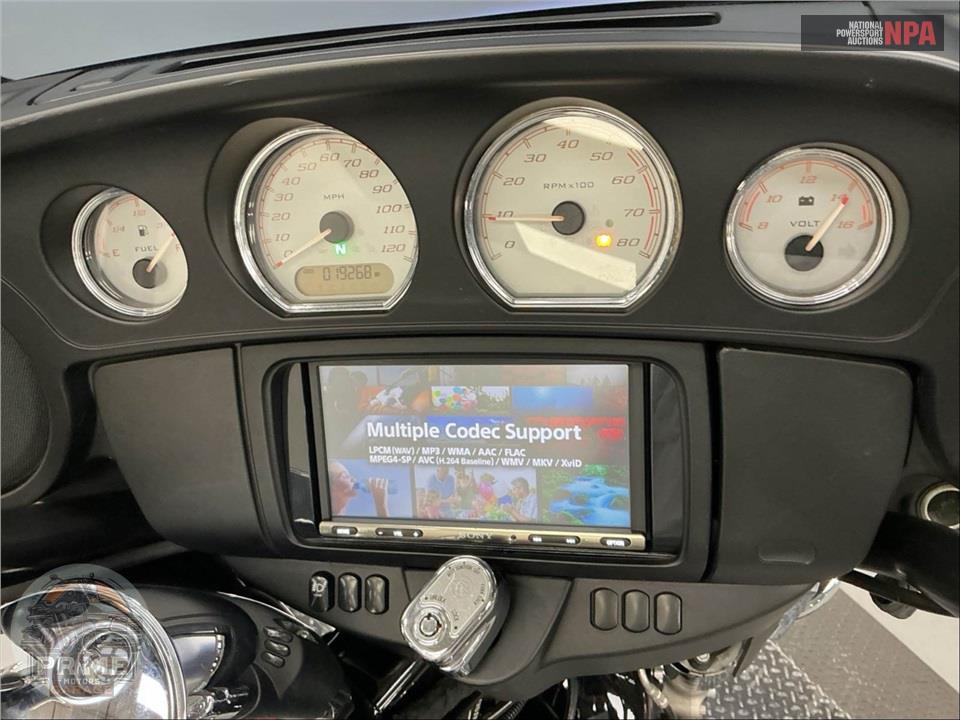 2014 Harley-Davidson FLHX STREET GLIDE — фото 5