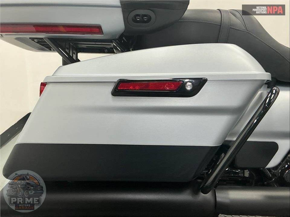 2020 Harley-Davidson FLTRK ROAD GLIDE LIMITED — фото 19
