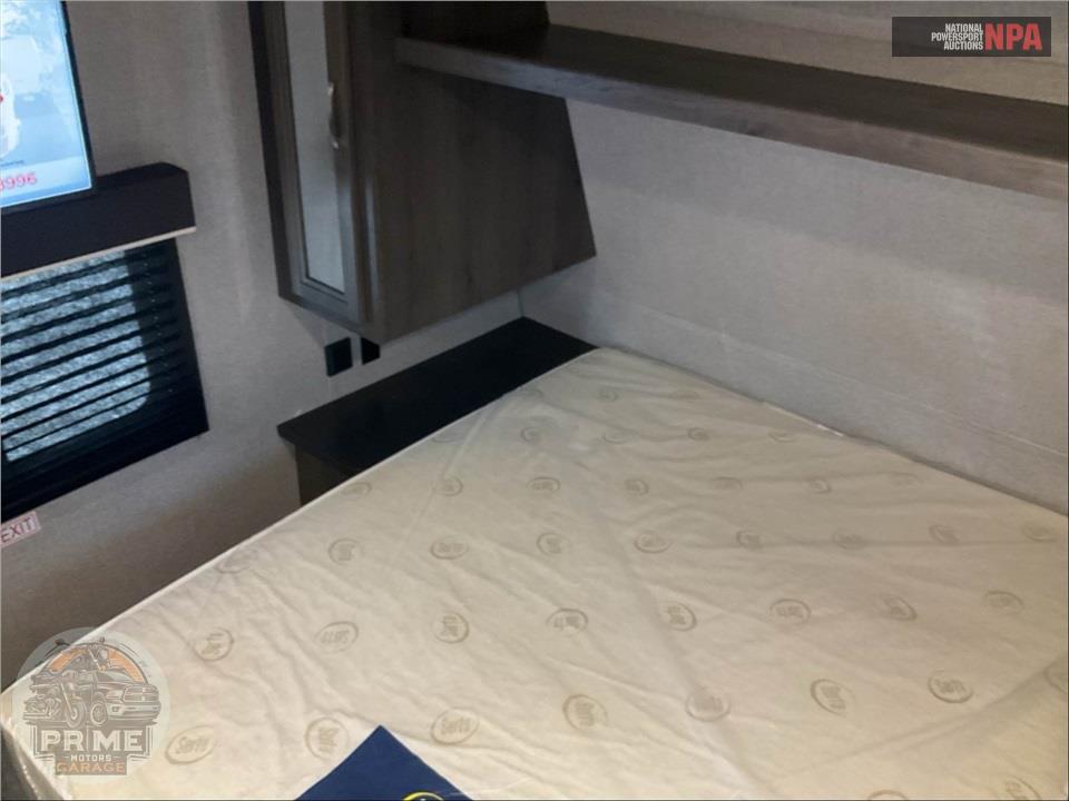 2020 Jayco M-224 BH - JAY FLIGHT SLX SERIES — фото 11