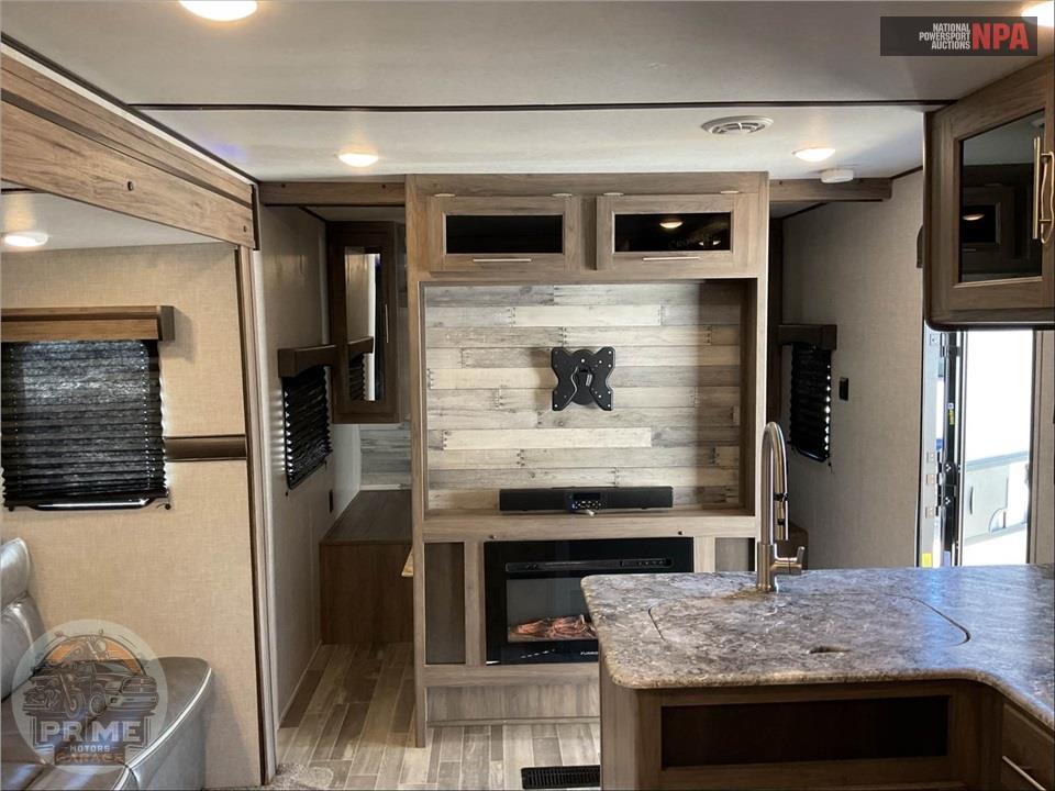 2021 Crossroads Rv M-328 SB ZINGER SERIES — фото 7
