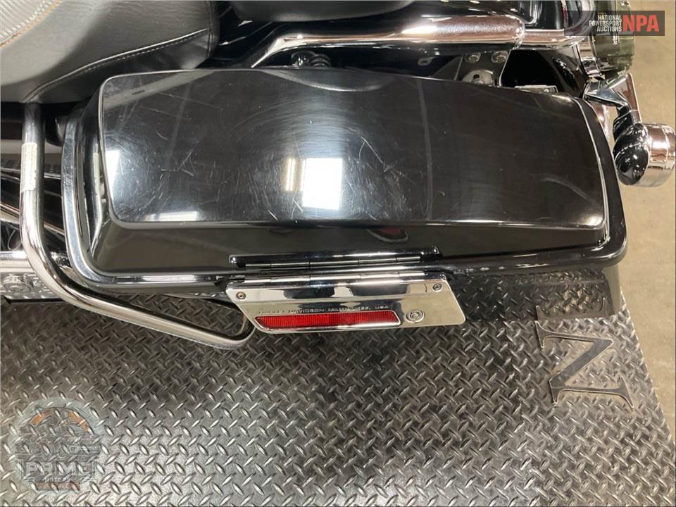 2005 Harley-Davidson FLHRCI ROAD KING CLASSIC — фото 19