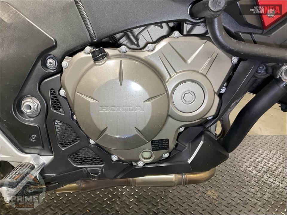 2017 Honda VFR1200XH — фото 8