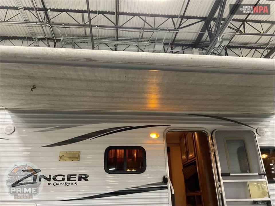 2015 Crossroads Rv M-250 RB - ZINGER SERIES — фото 36