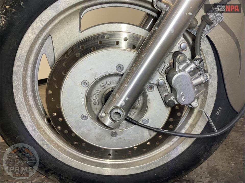 2002 Honda VT1100C22 SHADOW SABRE — фото 26