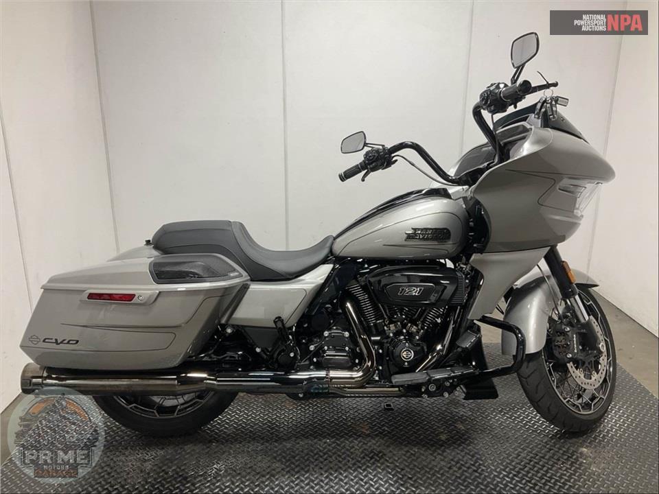 2023 Harley-Davidson FLTRXSE CVO ROAD GLIDE — фото 1