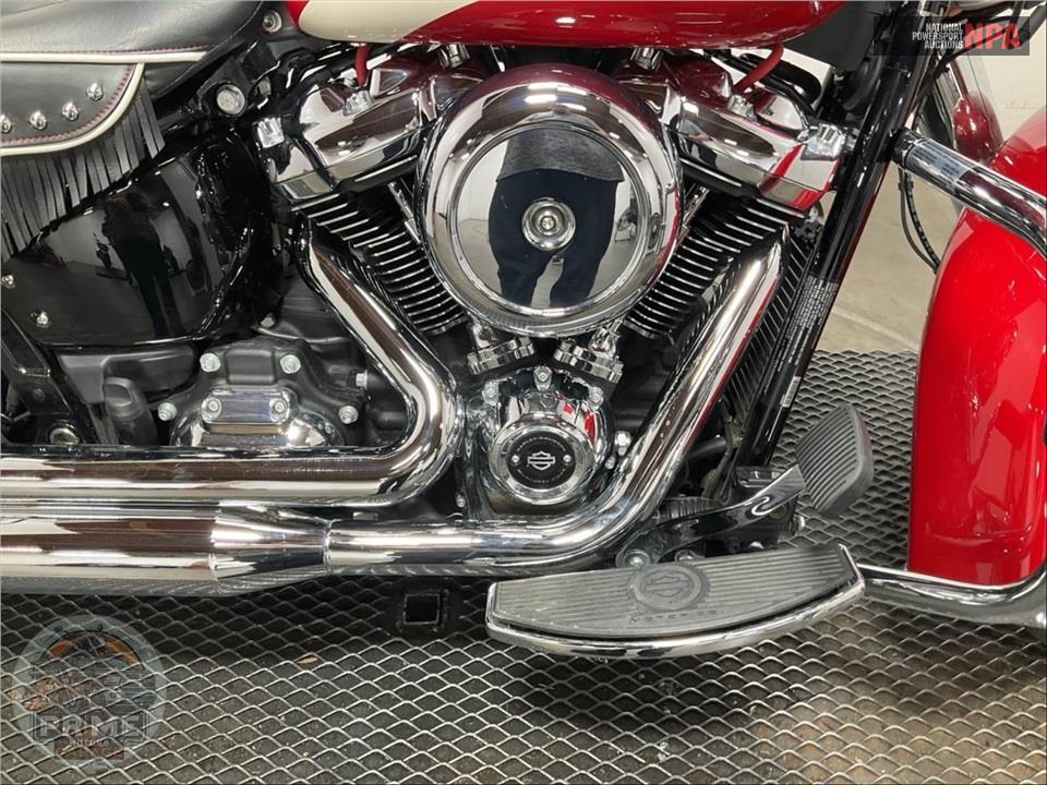 2024 Harley-Davidson FLI HYDRA-GLIDE REVIVAL — фото 6