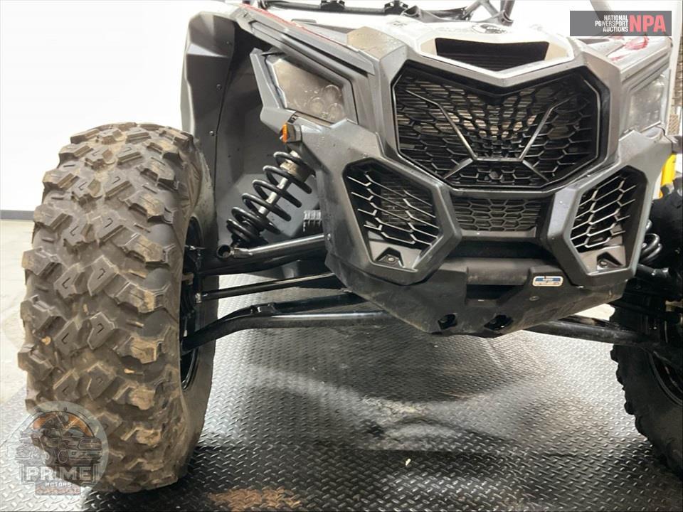 2025 Can-Am MAVERICK X3 MAX DS TURBO (RED & SILVER) — фото 16