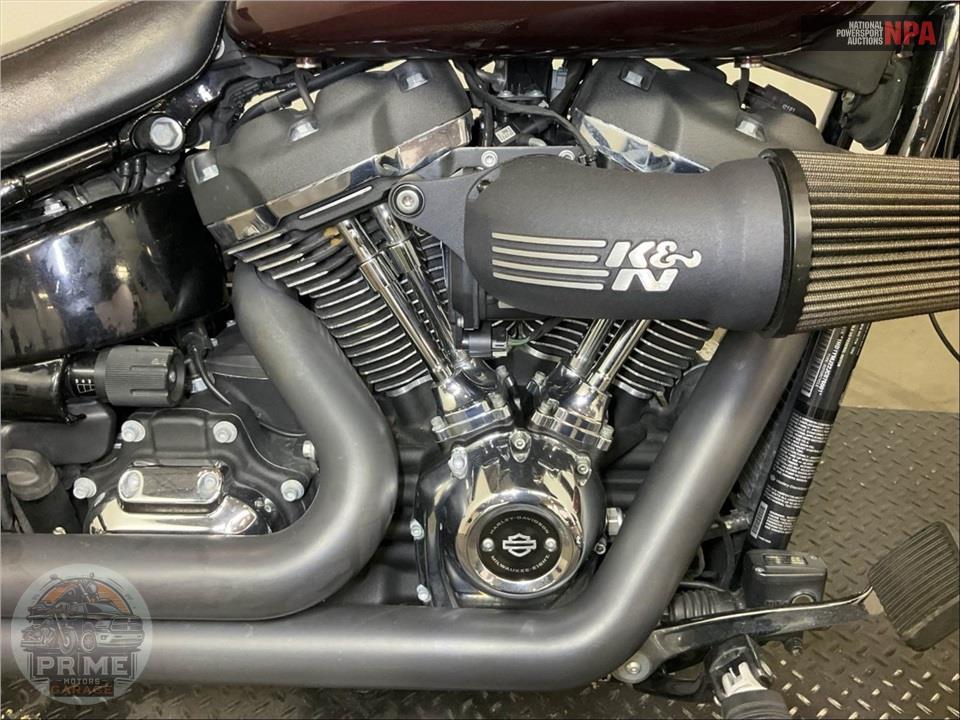 2018 Harley-Davidson FLSB SPORT GLIDE — фото 6