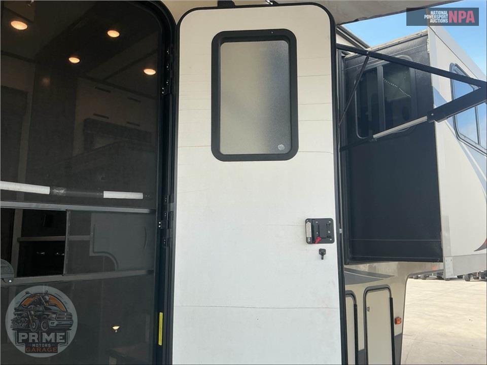 2019 Keystone Rv M-375 FL - MONTANA HIGH COUNTRY FIFTH WHEEL SERIES — фото 42