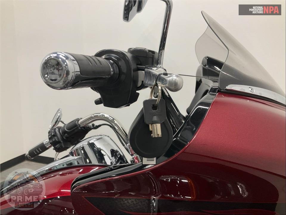 2017 Harley-Davidson FLTRXS ROAD GLIDE SPECIAL — фото 11