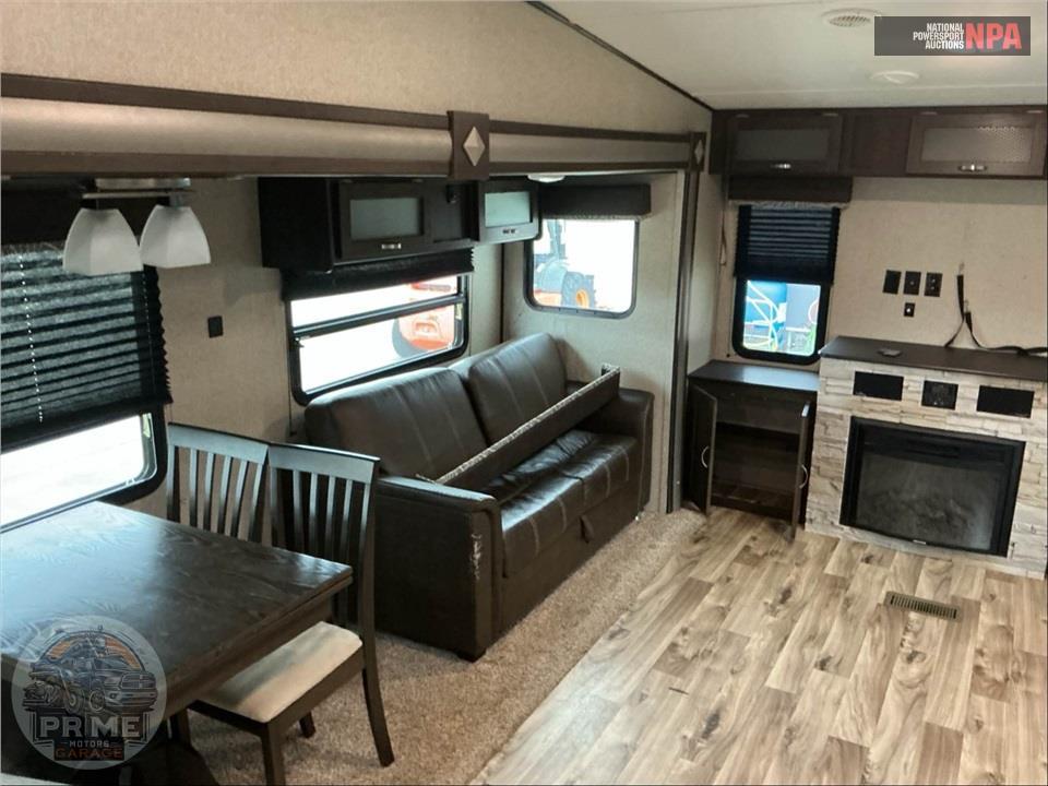 2019 Keystone Rv M-253 FWRE - SPRINGDALE FIFTH WHEEL SERIES — фото 7