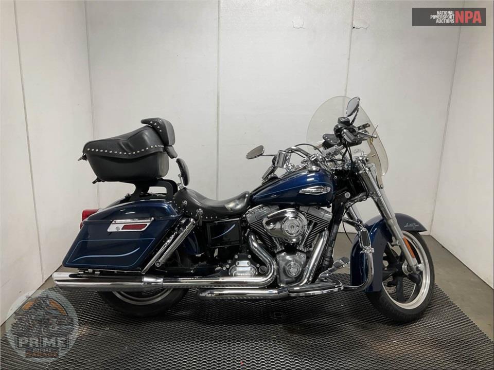2013 Harley-Davidson FLD-103 DYNA SWITCHBACK — фото 1