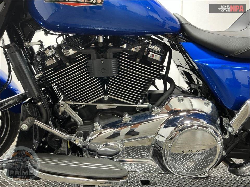 2025 Harley-Davidson FLHX STREET GLIDE — фото 7