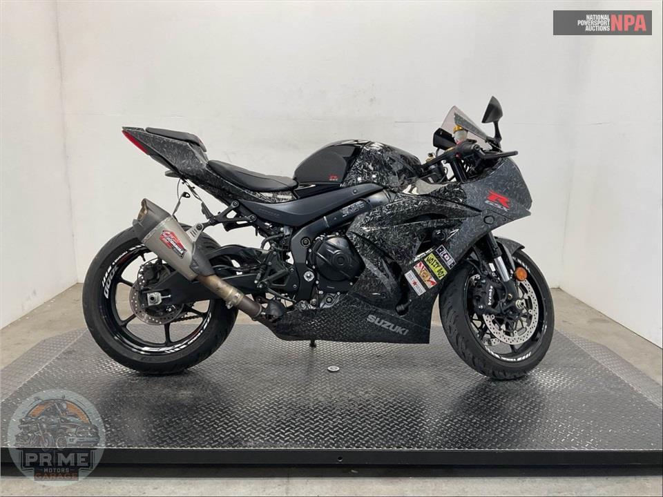 2024 Suzuki GSX-R1000AM4 — фото 1