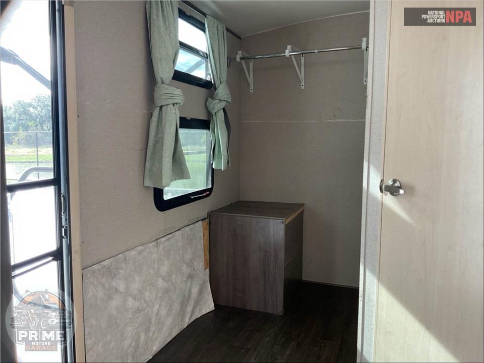 2019 Minnie M-27BHSS - MINNIE PLUS SERIES — фото 17