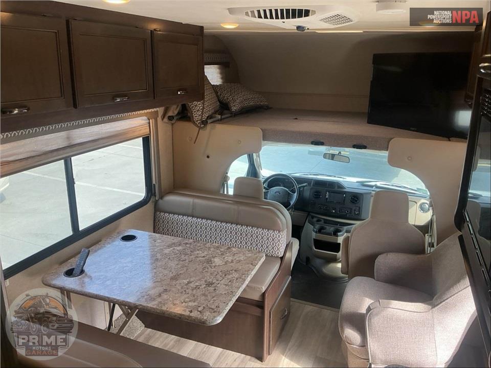 2018 Thor Motor Coach M-23H E350-V10 FREEDOM ELITE SERIES — фото 8