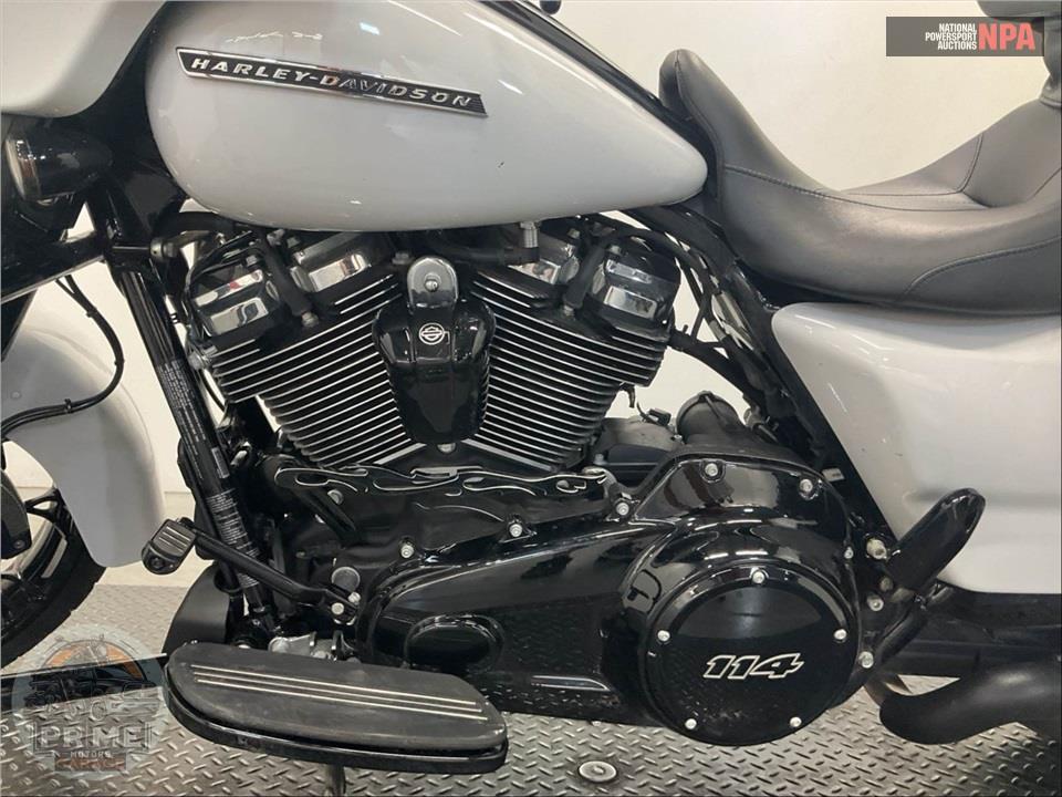 2020 Harley-Davidson FLHXS STREET GLIDE SPECIAL — фото 7