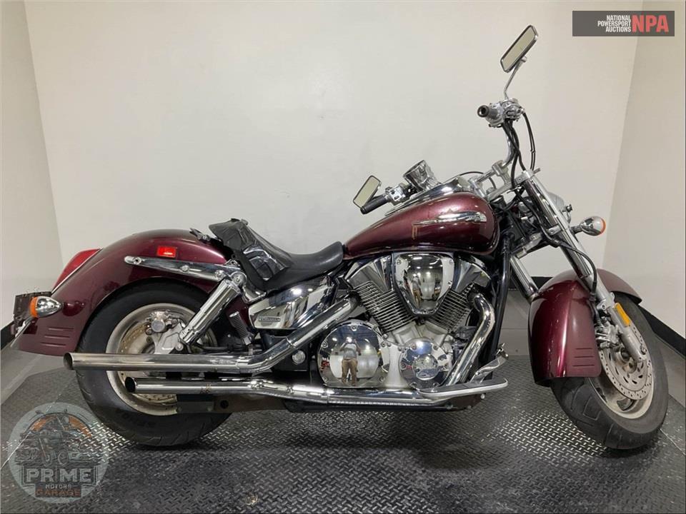 2007 Honda VTX1300R7 — фото 1