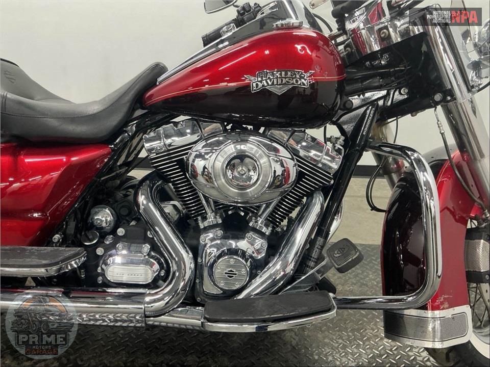 2013 Harley-Davidson FLHRC ROAD KING CLASSIC — фото 6