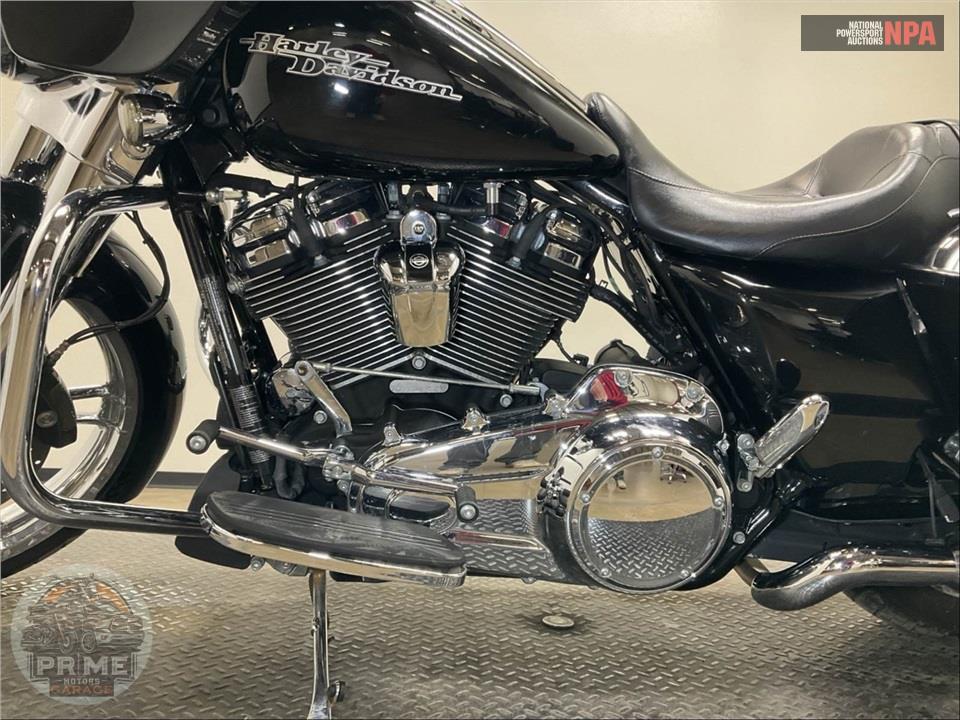 2019 Harley-Davidson FLHX STREET GLIDE — фото 7