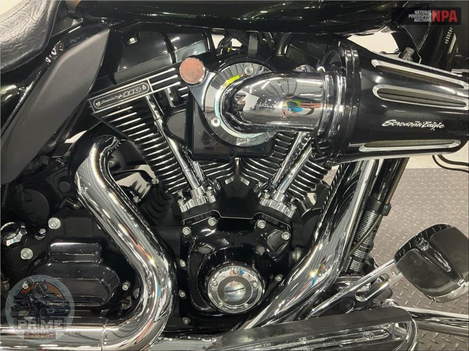 2013 Harley-Davidson FLTRXSE2 SCREAMIN EAGLE — фото 6