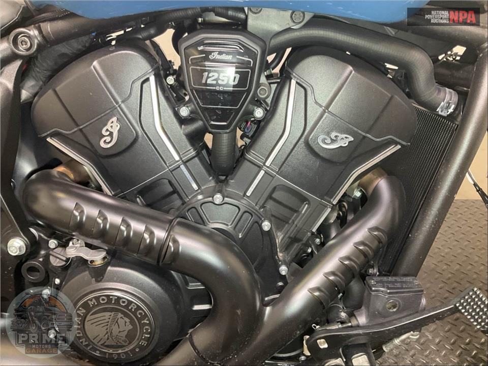 2025 Indian Motorcycle SPORT SCOUT LIMITED WITH TECHOLOGY PACKAGE (COLOR) — фото 6