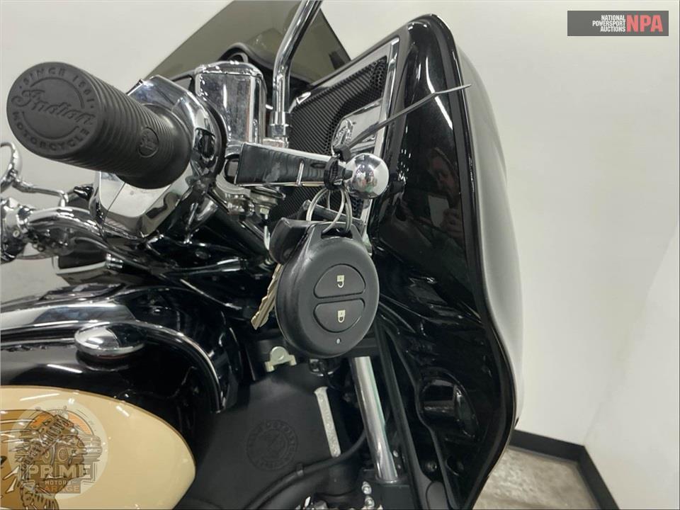 2019 Indian Motorcycle CHIEFTAIN CLASSIC (TWO-TONE) — фото 11