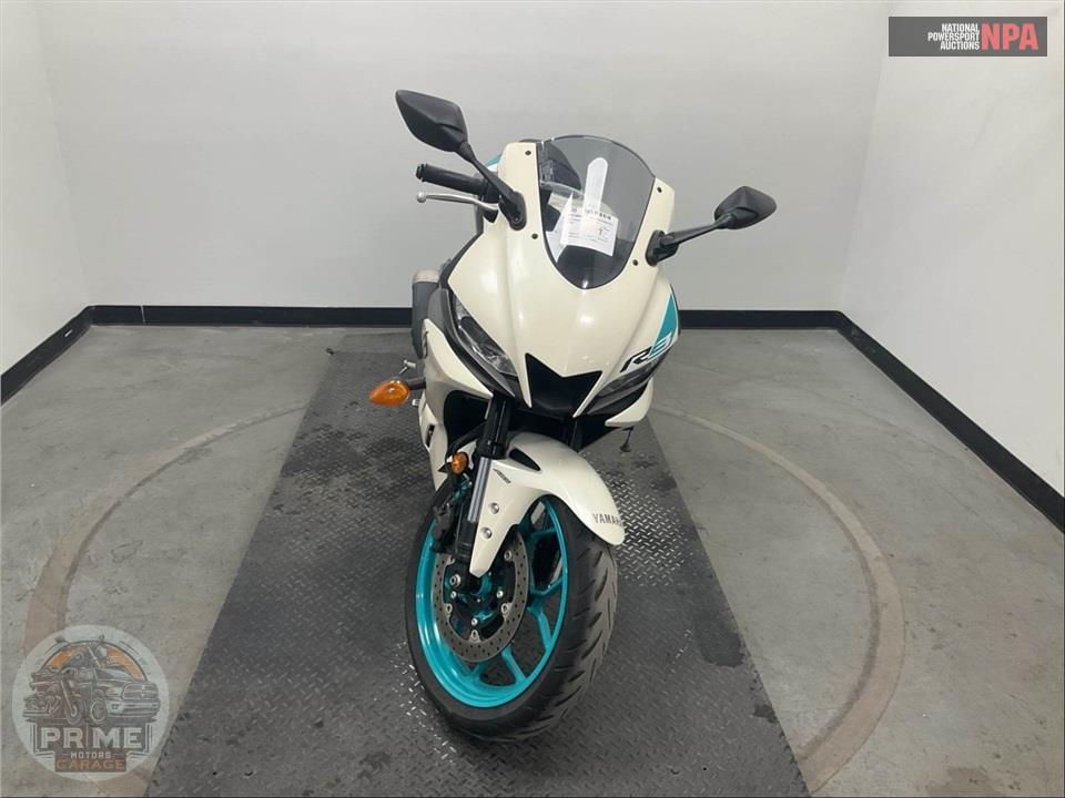 2024 Yamaha YZF-R3 — фото 2