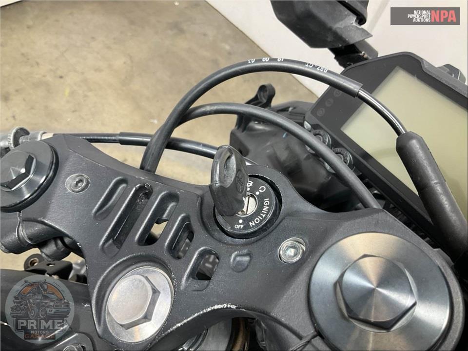2020 Yamaha YZF-R3 — фото 12