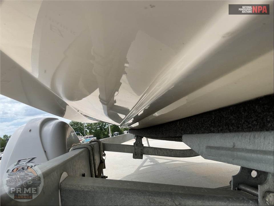 2019 Campion 542/CD EXPLORER SERIES L=18/E=1-150HP EVINRUDE OB — фото 13
