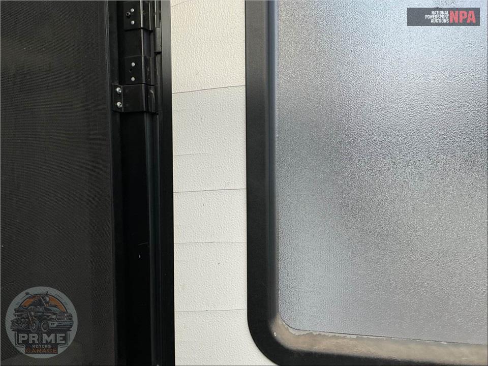 2019 Keystone Rv M-330 RL - LAREDO SERIES — фото 41