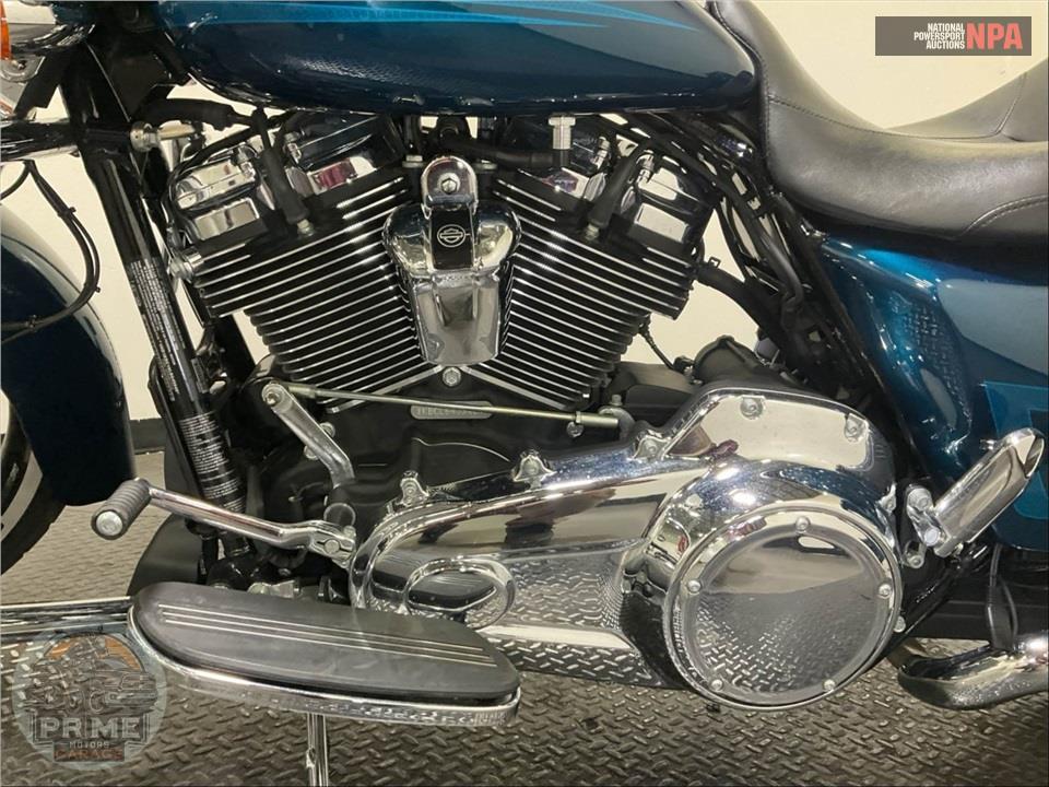2020 Harley-Davidson FLHX STREET GLIDE — фото 6
