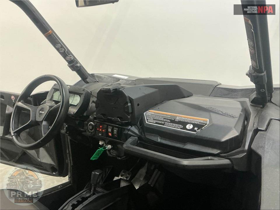 2025 Can-Am COMMANDER MAX XT 700 — фото 39