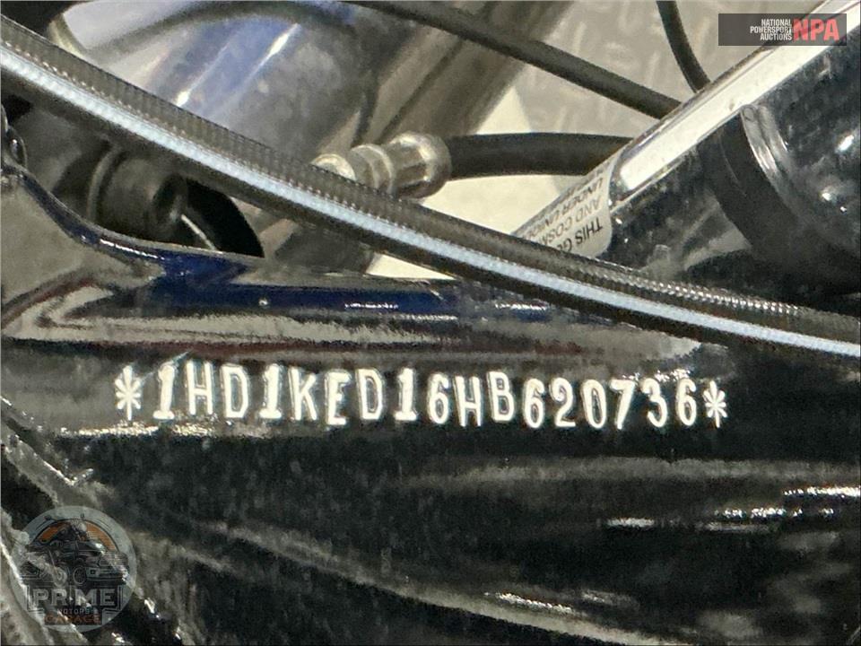 2017 Harley-Davidson FLHTK ULTRA LIMITED — фото 33