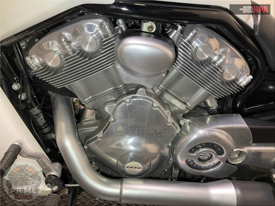 2016 Harley-Davidson VRSCF MUSCLE V-ROD — фото 7