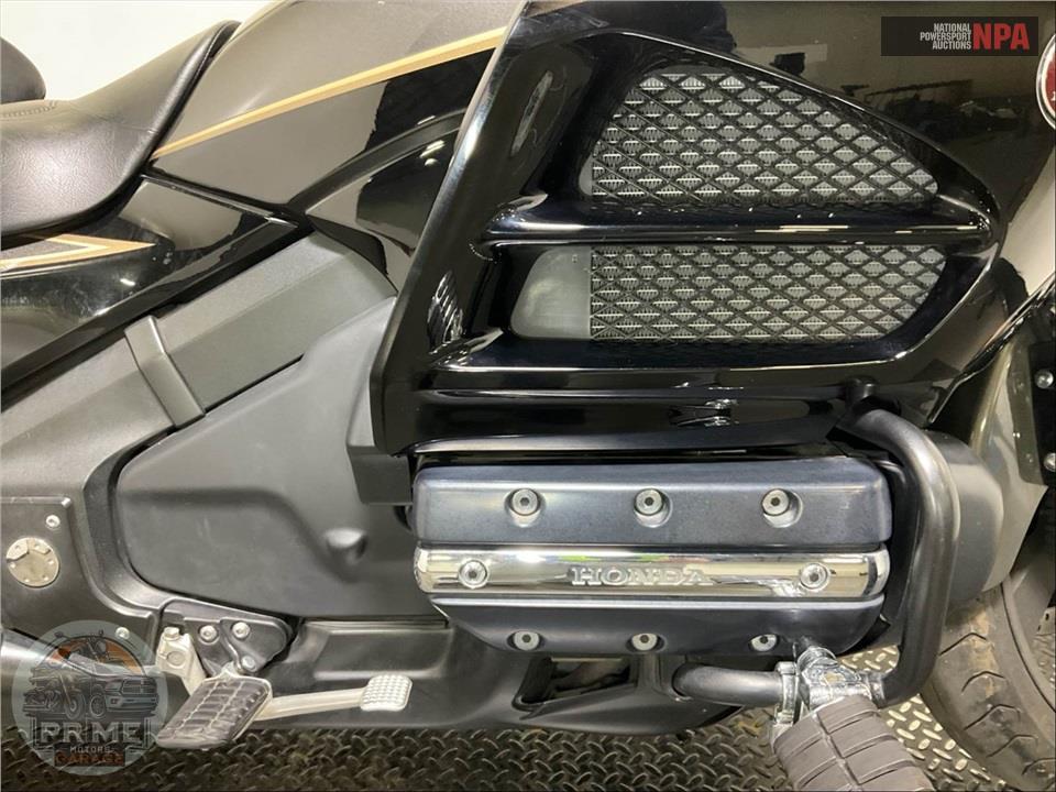2016 Honda GL18HPNAMG GOLDWING (ABS) (**) — фото 6
