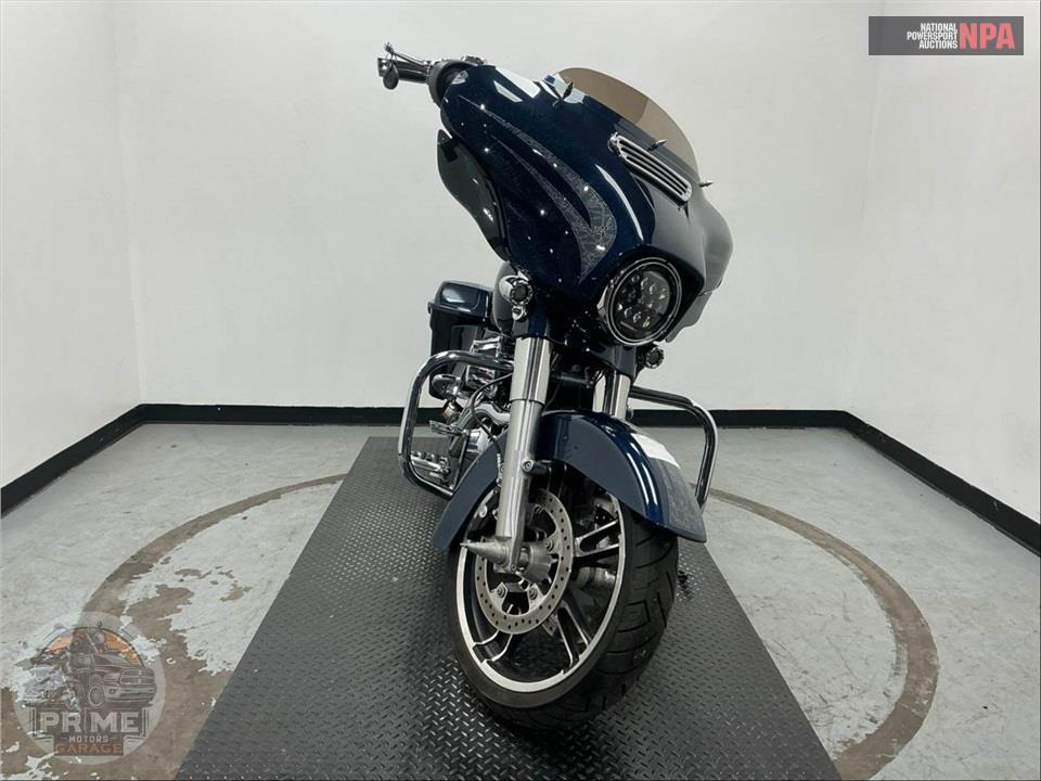 2016 Harley-Davidson FLHXS STREET GLIDE SPECIAL — фото 2