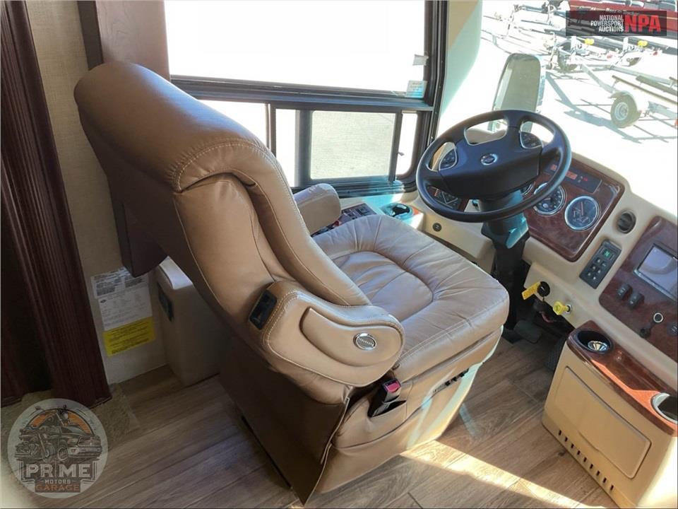 2017 Entegra Coach M-44B CUMMINS - INSIGNIA SERIES — фото 15